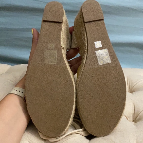 Wedges - Picture 2 of 7